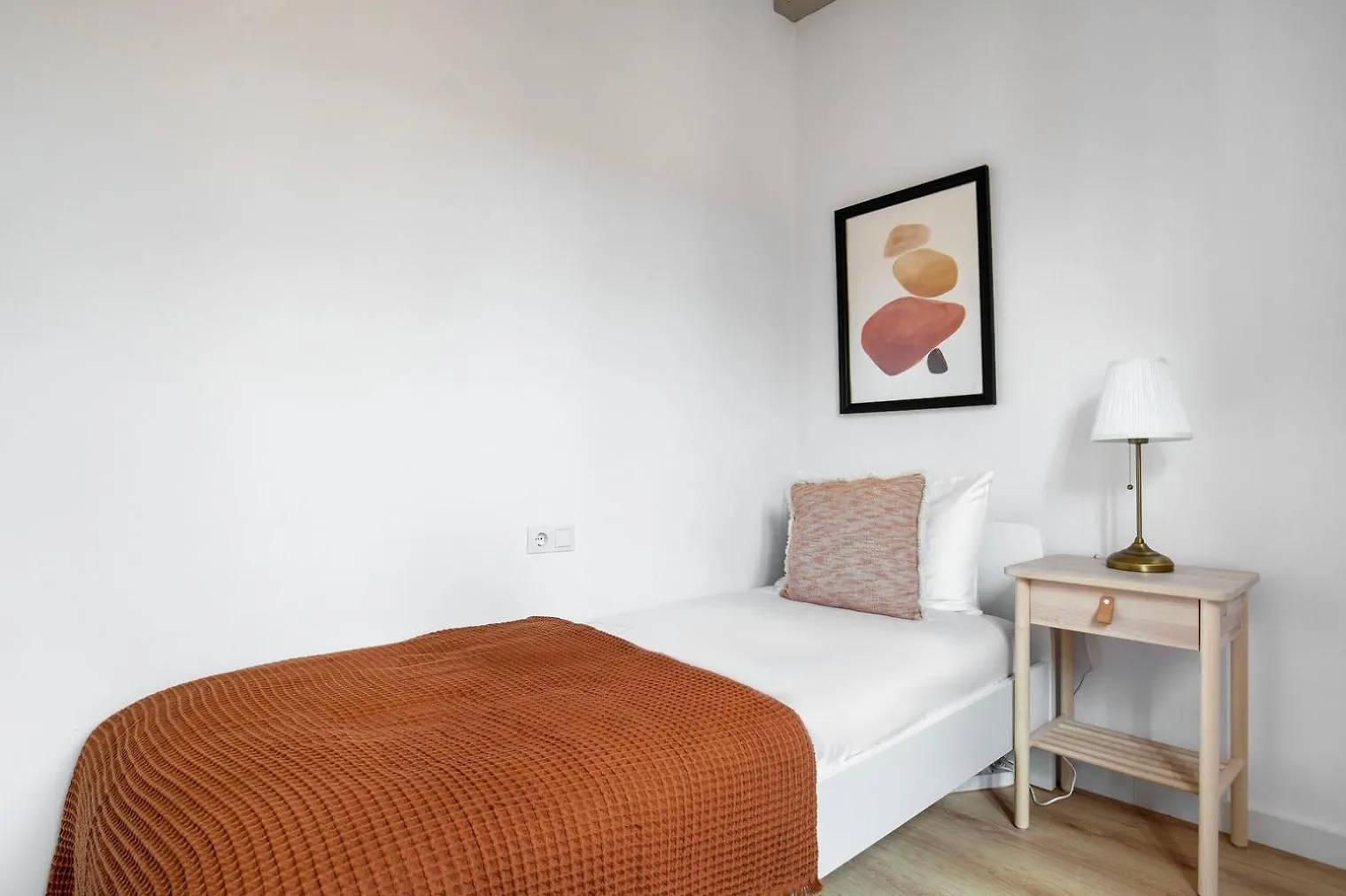 Blueground Sarria Nr Old Town Bcn-103 Appartement Barcelona