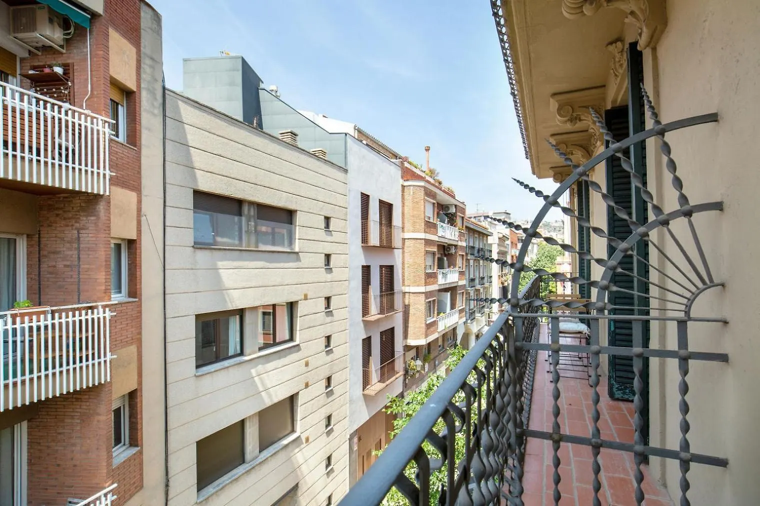 Blueground Sarria Nr Old Town Bcn-103 Appartement Barcelona